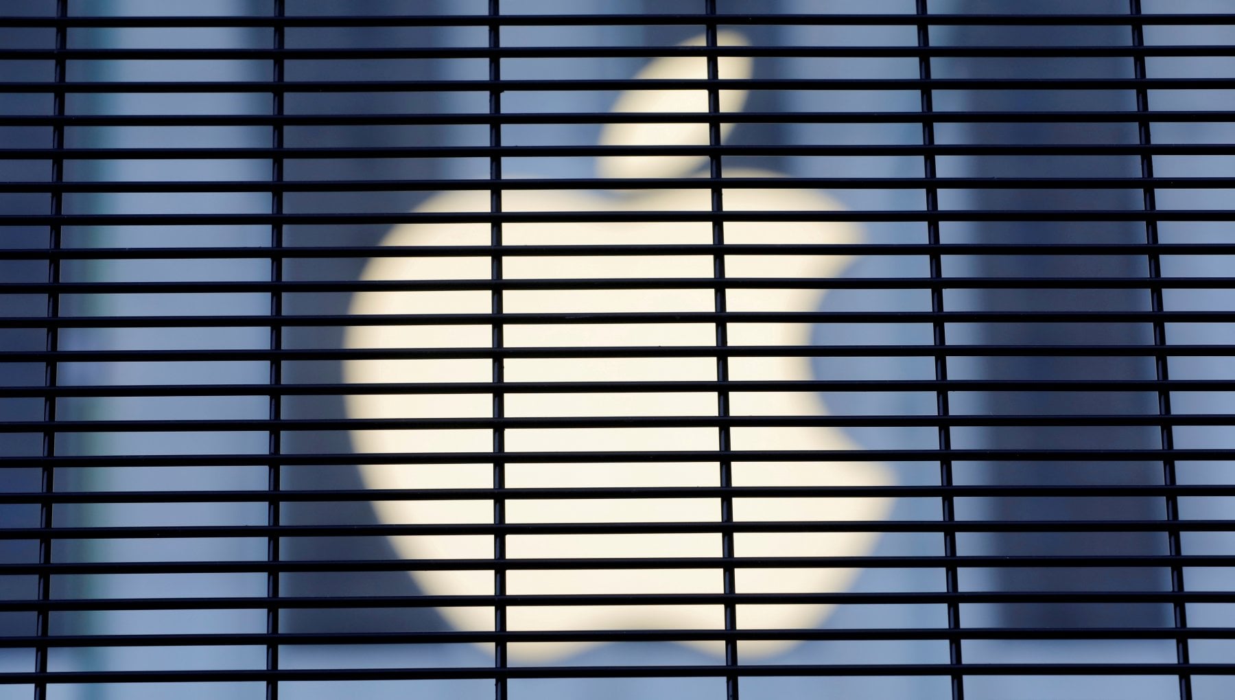 Apple, l’app store si blinda sulla privacy: tutte le app devono rendere chiaro l’uso dei dati