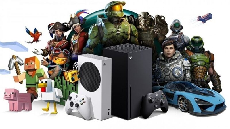 Strategie opposte per Microsoft e Sony: interrotta la produzione di Xbox One, rinnovata quella di Ps4