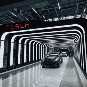 Ricavi record per Tesla. Musk: “Mai avuta così fiducia nel nostro futuro”