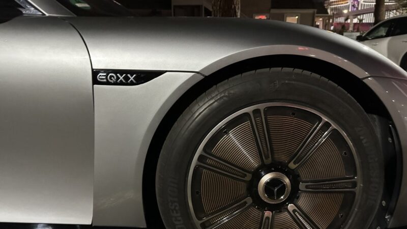 In anteprima a bordo della Mercedes EQXX, l’auto di domani